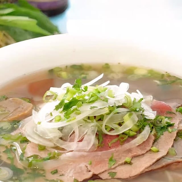 52. Phở Tái, Bò Viên - Rare Beef & Beef Ball.
