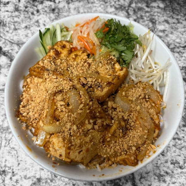 S4 - Bún Đậu Hũ Xào Xả Ớt - Tofu.