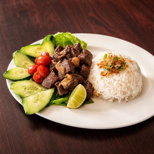 Shakey Beef With Rice (Bo Luc Lac).